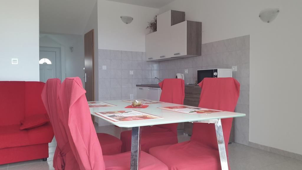 Apartments Vrvilo Rogoznica  Bagian luar foto