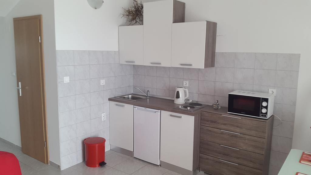 Apartments Vrvilo Rogoznica  Bagian luar foto